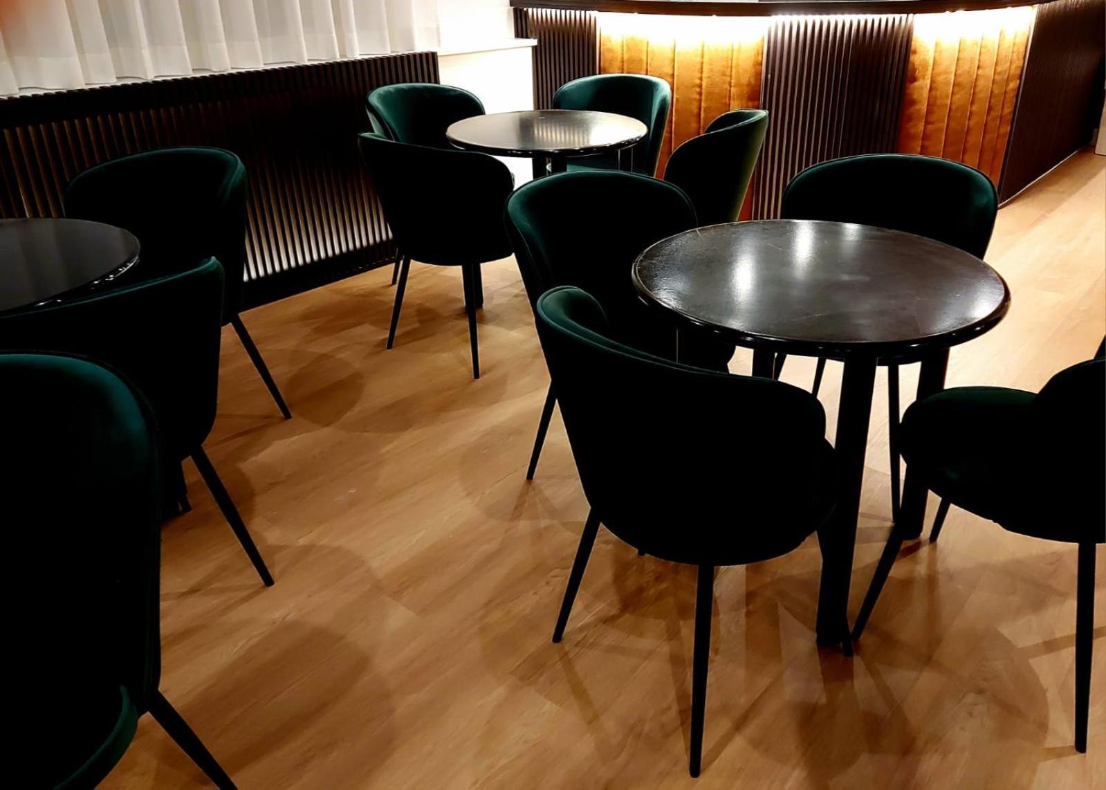 Hotel Meranda 카미글리아텔로 실라노 외부 사진